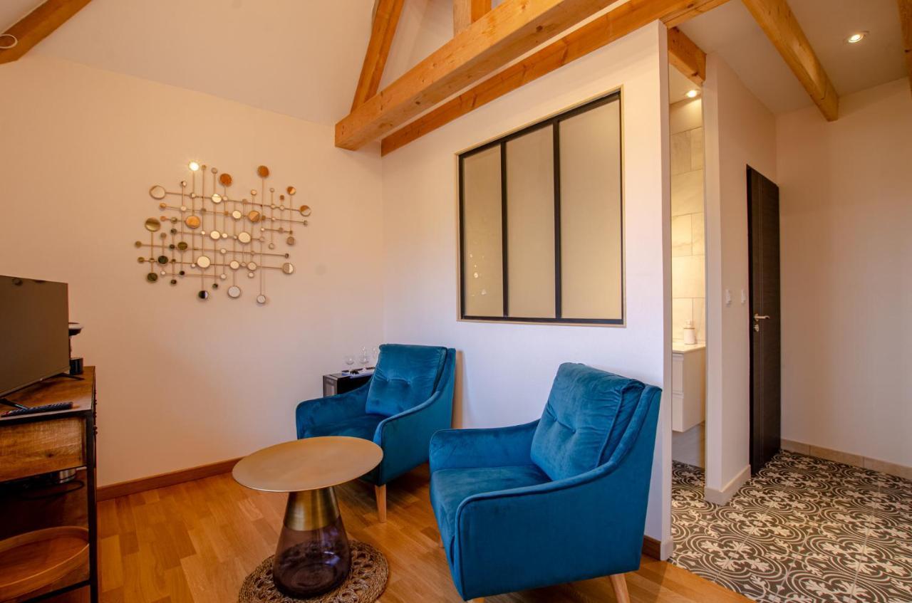 La Chambre D'Amis La Costignieres Montgueux エクステリア 写真