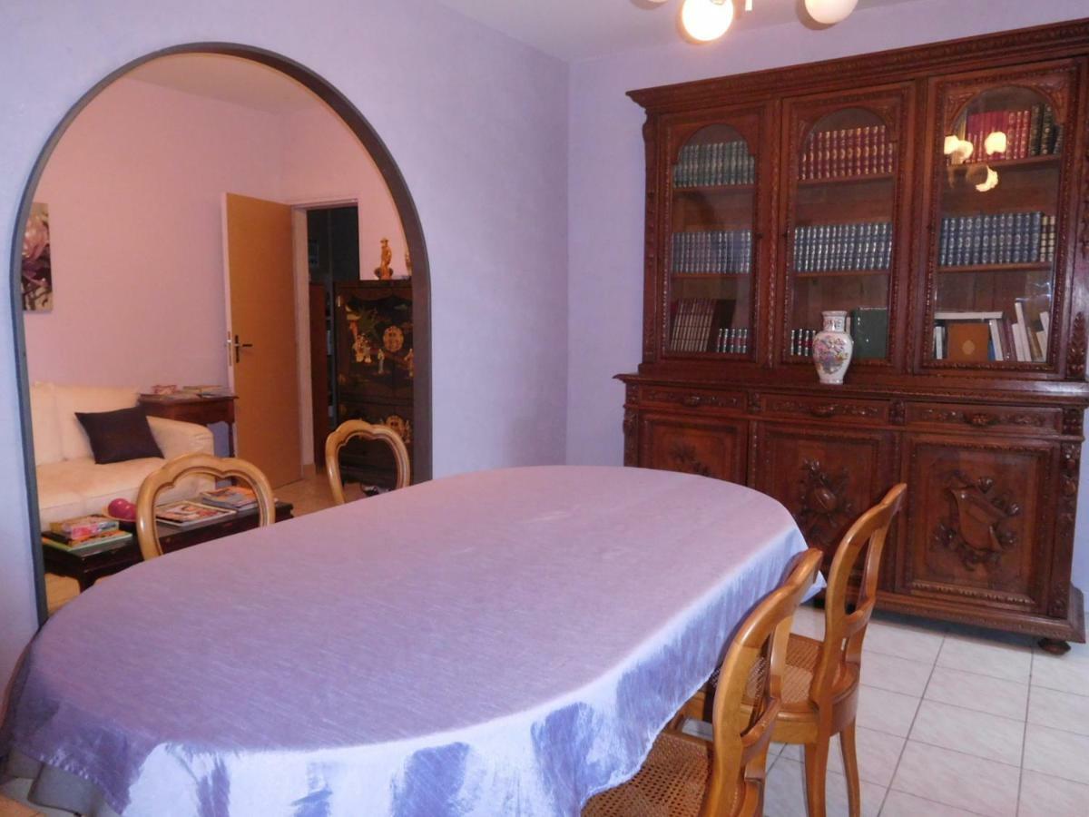 La Chambre D'Amis La Costignieres Montgueux エクステリア 写真