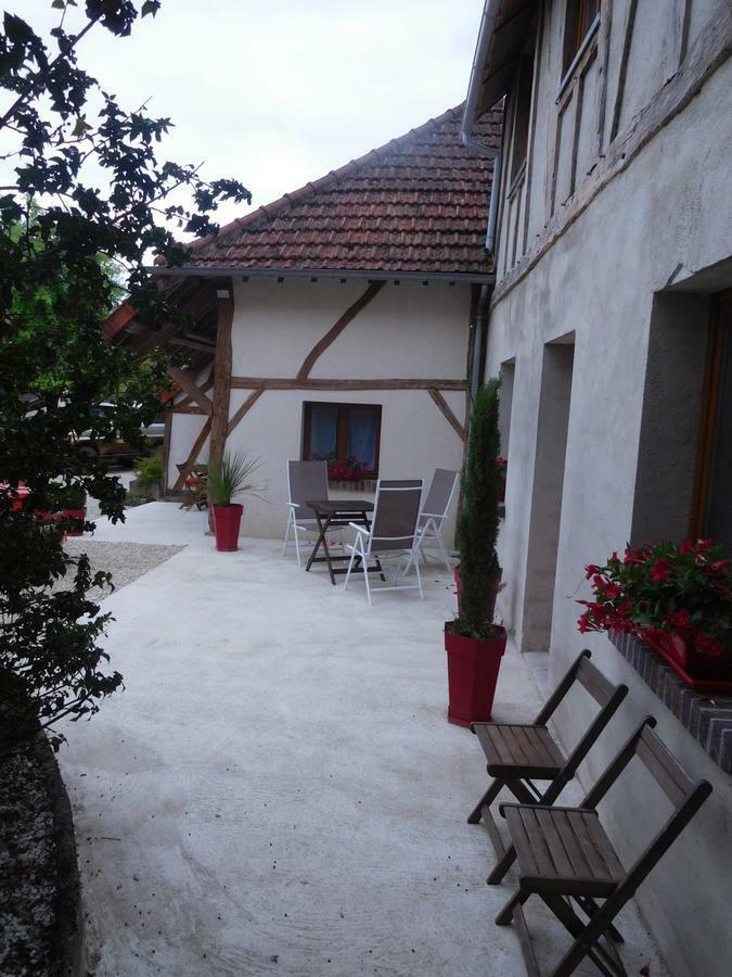 La Chambre D'Amis La Costignieres Montgueux エクステリア 写真